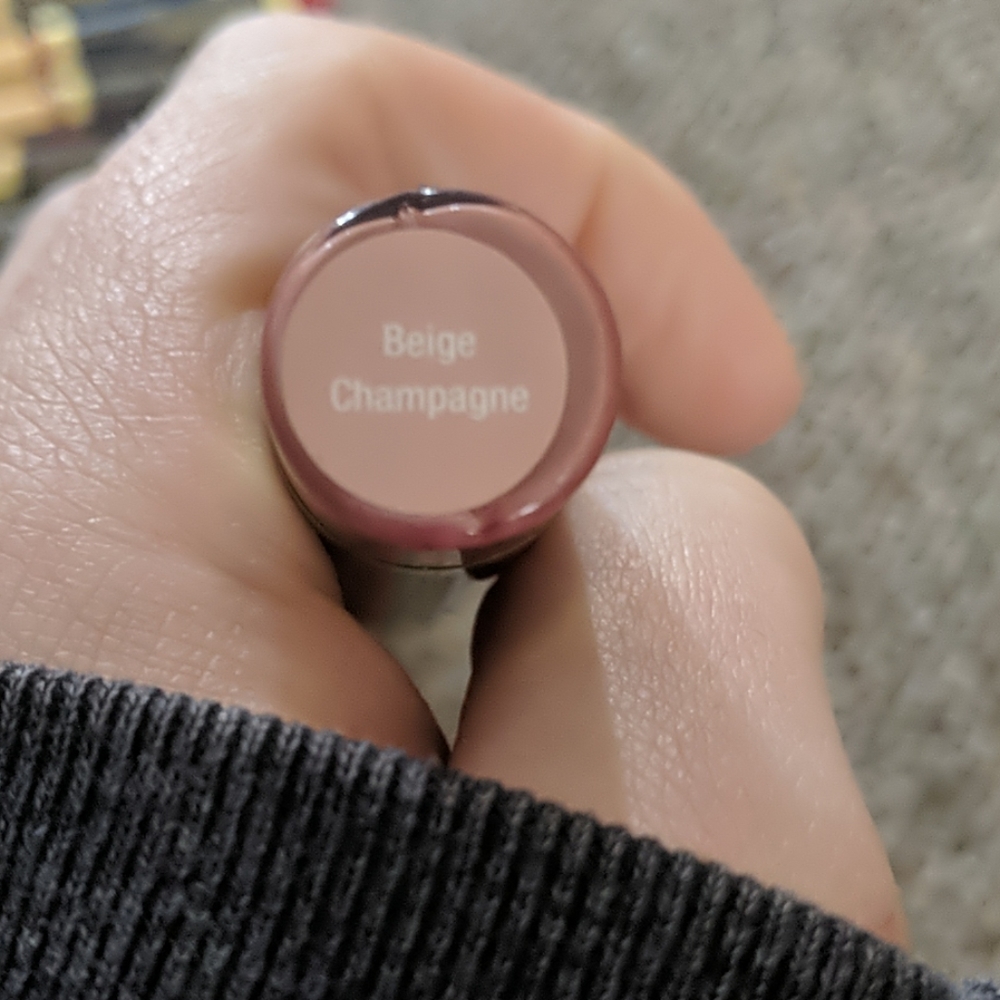 Beige champagne lipsense
